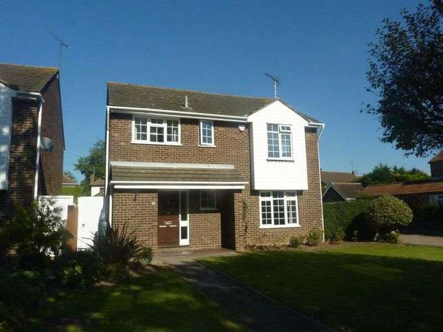  Image of 4 bedroom Detached house for sale in Bishopsteignton Shoeburyness Southend-on-Sea SS3 at Bishopsteignton Shoeburyness Southend-On-Sea, SS3 8AD