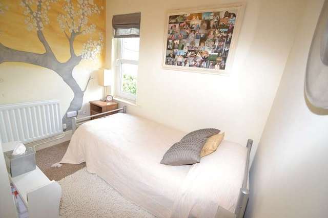  Image of 3 bedroom Detached house for sale in Weavills Road Fair Oak Eastleigh SO50 at Bishopstoke Eastleigh, SO50 8HQ