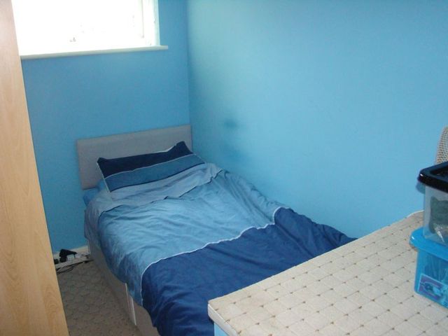  Image of 3 bedroom Terraced house for sale in Cherington Close Worcester WR4 at Cherington Close  Worcester, WR4 9XE