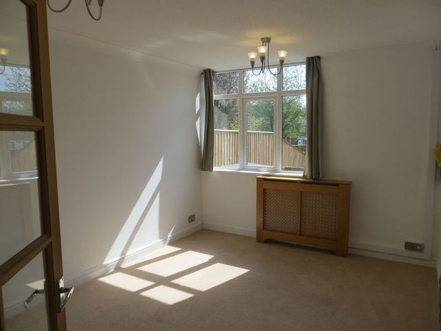  Image of 2 bedroom Terraced house to rent in Trees Road Bourne End SL8 at Trees Road  Bourne End, SL8 5HF
