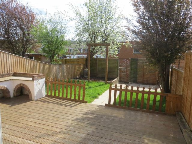  Image of 2 bedroom Terraced house to rent in Trees Road Bourne End SL8 at Trees Road  Bourne End, SL8 5HF