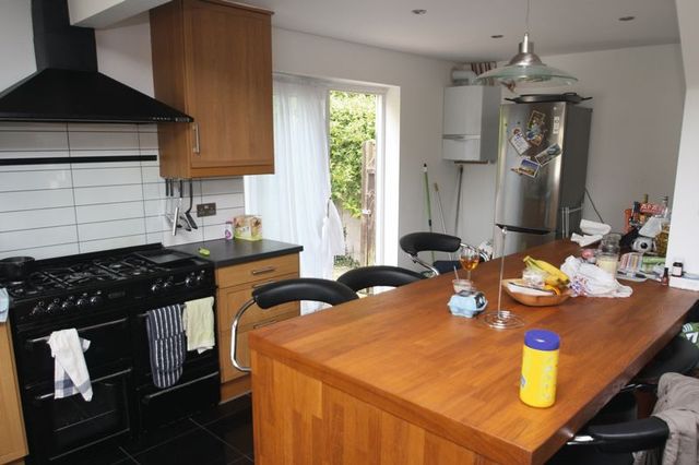  Image of 4 bedroom Detached house for sale in Bracton Drive Whitchurch Bristol BS14 at Bracton Drive Whitchurch Bristol, BS14 9QW