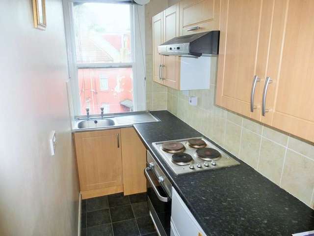  Image of 1 bedroom Flat for sale in Brading Road Brighton BN2 at Brighton Bevendean, BN2 3PE