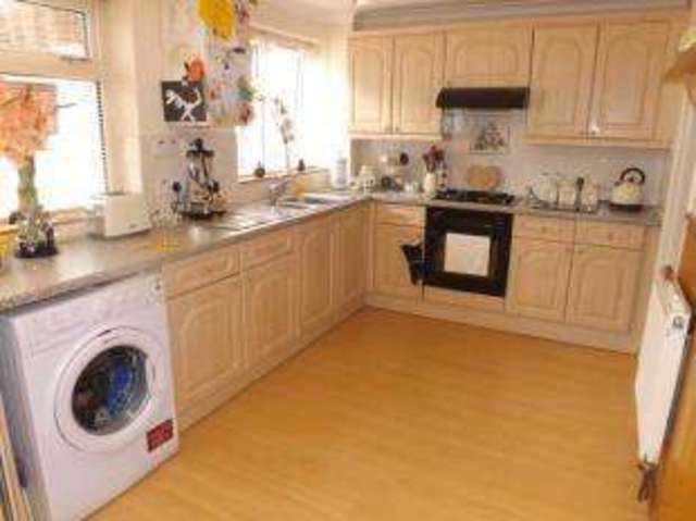  Image of 2 bedroom End of Terrace for sale in Bradshaw Avenue Glen Parva Leicester LE2 at Glen Parva Leicester Glen Parva, LE2 9PZ