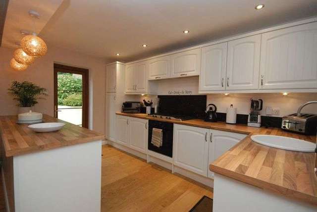  Image of 3 bedroom Detached house for sale in Brecon Close Plymouth PL3 at Brecon Close Hartley Vale Plymouth, PL3 5SN