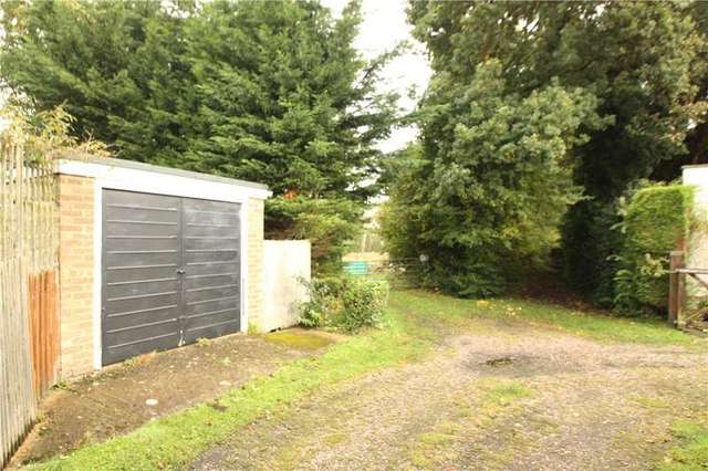  Image of 2 bedroom Detached house for sale in Brentmoor Road West End Woking GU24 at West End  Donkey Town, GU24 9NW