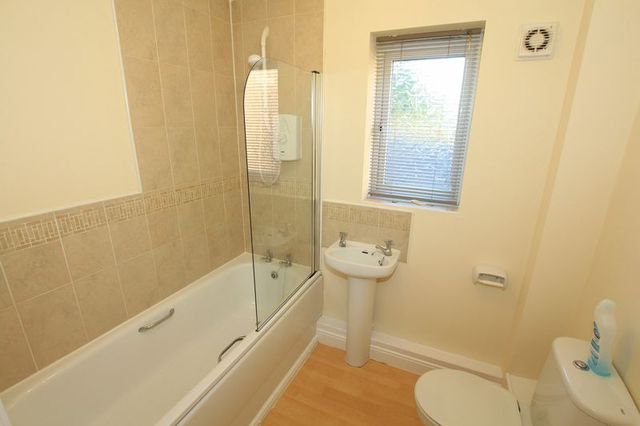  Image of 2 bedroom Flat to rent in Briarswood Biddulph Stoke-on-Trent ST8 at Briarswood  Biddulph, ST8 6BW