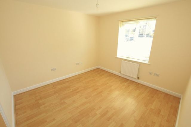 Image of 2 bedroom Flat to rent in Briarswood Biddulph Stoke-on-Trent ST8 at Briarswood  Biddulph, ST8 6BW