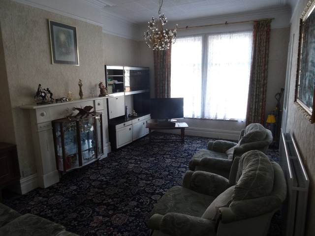  Image of 4 bedroom Semi-Detached house for sale in Brookfield Avenue Leeds LS8 at Brookfield Avenue  Leeds, LS8 4HY