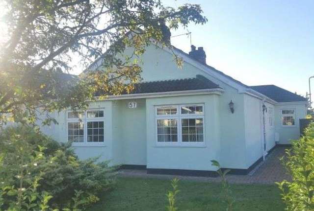  Image of 3 bedroom Detached house for sale in Royston Way Burnham Slough SL1 at Burnham  Slough, SL1 6ES
