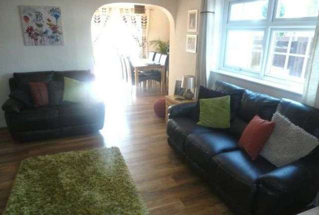  Image of 3 bedroom Detached house for sale in Royston Way Burnham Slough SL1 at Burnham  Slough, SL1 6ES