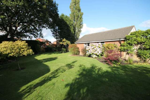  Image of 4 bedroom Detached house for sale in Butterfield Road Over Hulton Bolton BL5 at Butterfield Rd  Bolton, BL5 1DU