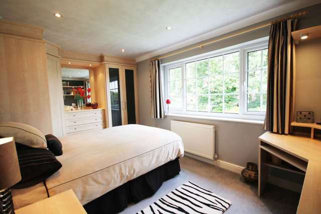  Image of 4 bedroom Detached house for sale in Butterfield Road Over Hulton Bolton BL5 at Butterfield Rd  Bolton, BL5 1DU
