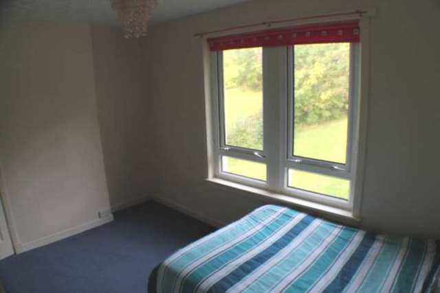  Image of 3 bedroom Flat for sale in Calderpark Street Lochwinnoch PA12 at Calder Park Street  Lochwinnoch, PA12 4AX