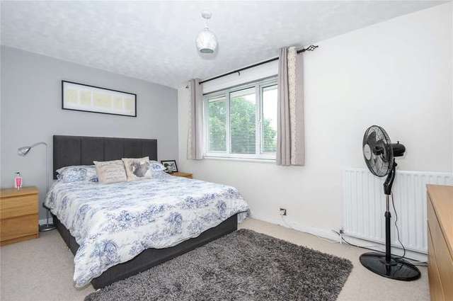  Image of 3 bedroom Terraced house for sale in Calfridus Way Bracknell RG12 at Bracknell Easthampstead, RG12 9ER