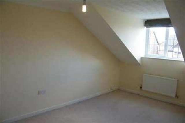  Image of 4 bedroom Detached house to rent in Camellia Drive Clayton-Le-Woods Chorley PR25 at Leyland, PR25 5RW