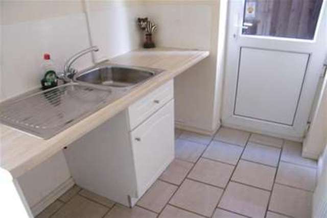  Image of 4 bedroom Detached house to rent in Camellia Drive Clayton-Le-Woods Chorley PR25 at Leyland, PR25 5RW