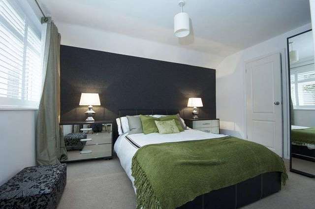  Image of 3 bedroom Semi-Detached house to rent in Carlton Road Walton-on-Thames KT12 at Carlton Road  Walton-On-Thames, KT12 2DG