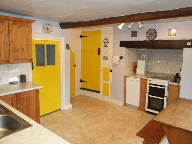  Image of 4 bedroom Detached house for sale in Knowle Crediton EX17 at Knowle Crediton, EX17 5BX