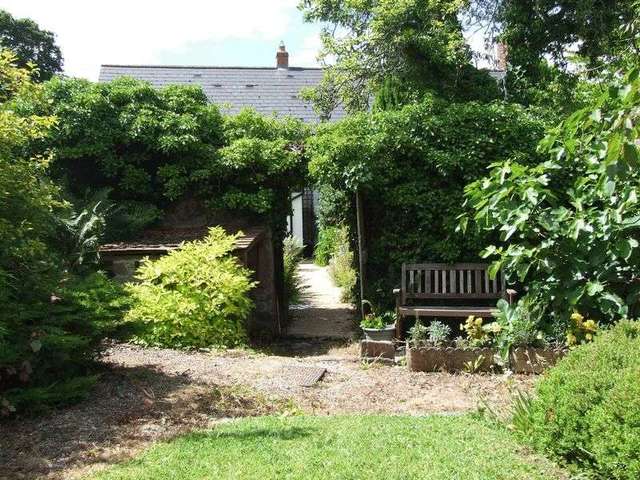  Image of 4 bedroom Detached house for sale in Knowle Crediton EX17 at Knowle Crediton, EX17 5BX
