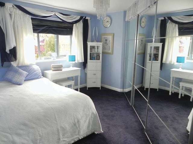  Image of 2 bedroom Flat to rent in Castle Road Kidderminster DY11 at Castle Road  Kidderminster, DY11 6DX