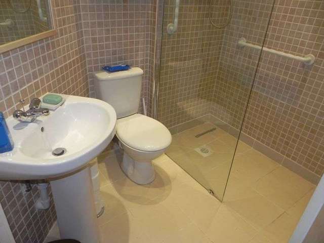  Image of 2 bedroom Flat to rent in Castle Road Kidderminster DY11 at Castle Road  Kidderminster, DY11 6DX
