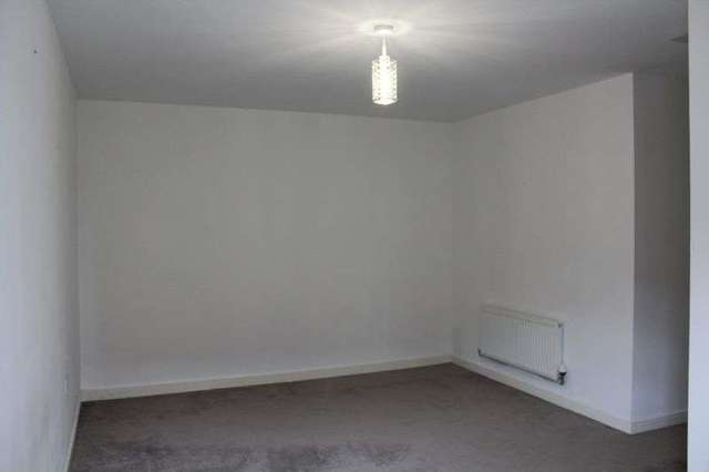  Image of 2 bedroom Flat to rent in Castle Street High Wycombe HP13 at Castle Street  High Wycombe, HP13 6FQ