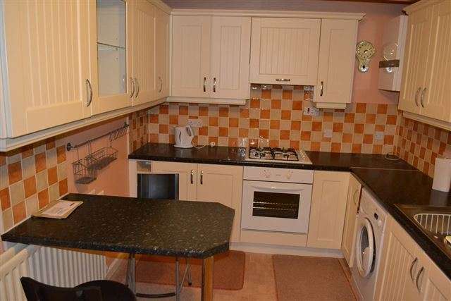  Image of 3 bedroom Semi-Detached house to rent in Central Avenue Tipton DY4 at Central Avenue  Tipton, DY4 9RR