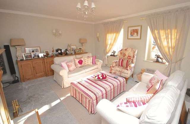  Image of 3 bedroom Detached house for sale in Station Road Castle Cary BA7 at Station Road Castle Cary Castle Cary, BA7 7BX
