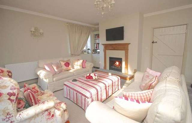  Image of 3 bedroom Detached house for sale in Station Road Castle Cary BA7 at Station Road Castle Cary Castle Cary, BA7 7BX