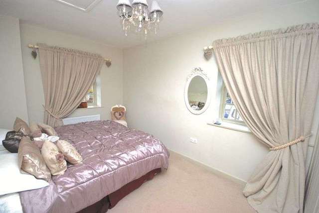  Image of 3 bedroom Detached house for sale in Station Road Castle Cary BA7 at Station Road Castle Cary Castle Cary, BA7 7BX