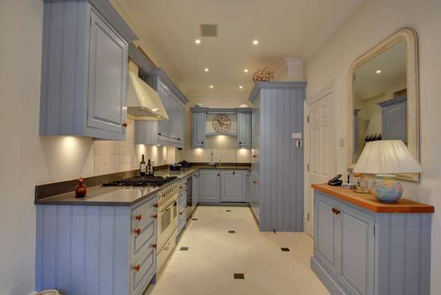  Image of 4 bedroom Town House for sale in Wethered Park Marlow SL7 at Wethered Park  Marlow, SL7 2BH