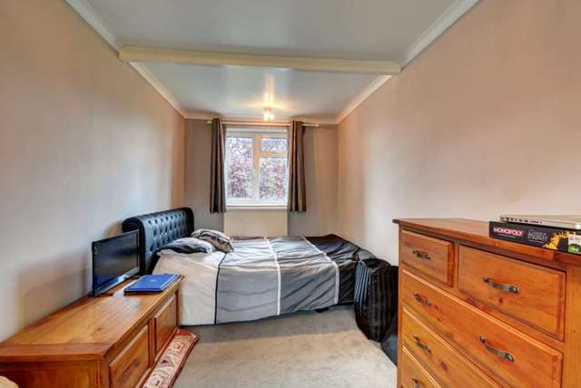  Image of 4 bedroom Semi-Detached house for sale in Dedmere Road Marlow SL7 at Dedmere Road  Marlow, SL7 1PE