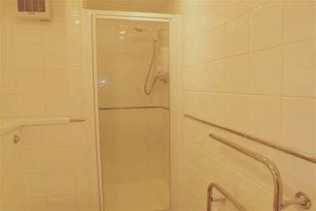  Image of Studio flat to rent in Central Park Avenue Mutley Plymouth PL4 at Plymouth, PL4 6NE