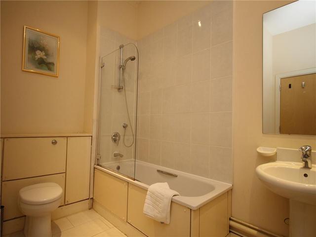  Image of 1 bedroom Flat to rent in Chambers Street Edinburgh EH1 at Old Town Edinburgh Edinburgh, EH1 1HU