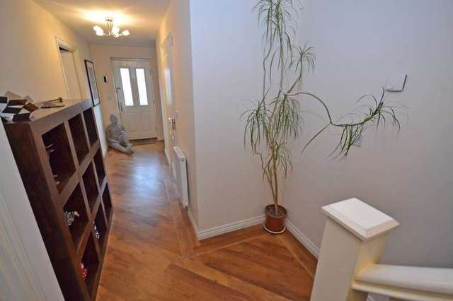  Image of 4 bedroom Town House for sale in Chancel Road Wakefield WF1 at Wakefield Wakefield, WF1 5JH