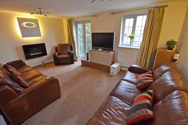  Image of 4 bedroom Town House for sale in Chancel Road Wakefield WF1 at Wakefield Wakefield, WF1 5JH