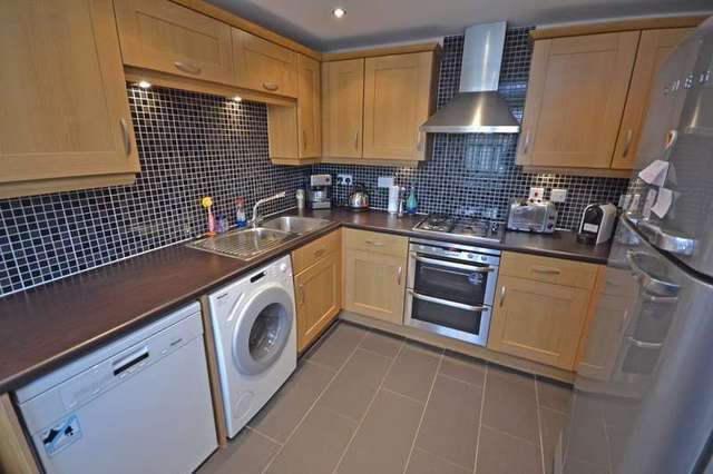  Image of 4 bedroom Town House for sale in Chancel Road Wakefield WF1 at Wakefield Wakefield, WF1 5JH
