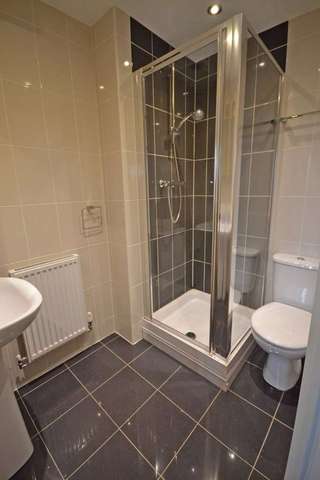  Image of 4 bedroom Town House for sale in Chancel Road Wakefield WF1 at Wakefield Wakefield, WF1 5JH