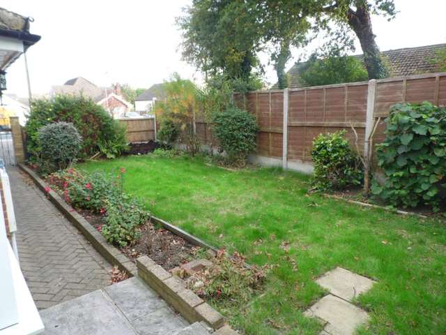  Image of 3 bedroom Detached house for sale in Cheltenham Drive Benfleet SS7 at Cheltenham Drive Thundersley Benfleet, SS7 3SB