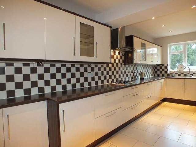  Image of 1 bedroom Detached house to rent in Chiltern Crescent Earley Reading RG6 at Earley Reading Berkshire, RG6 1AL
