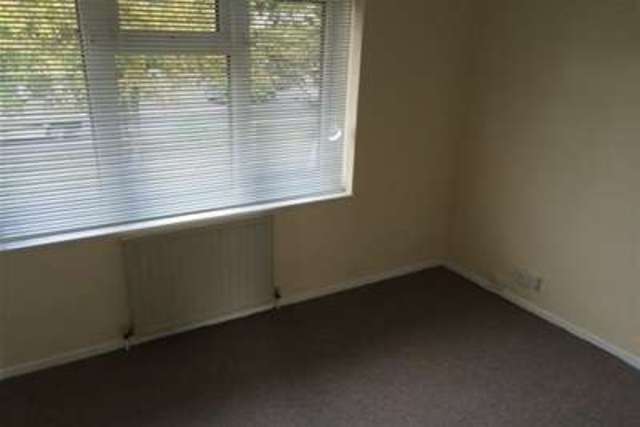  Image of 3 bedroom Detached house to rent in Barrack Road Christchurch BH23 at Christchurch, BH23 2BD