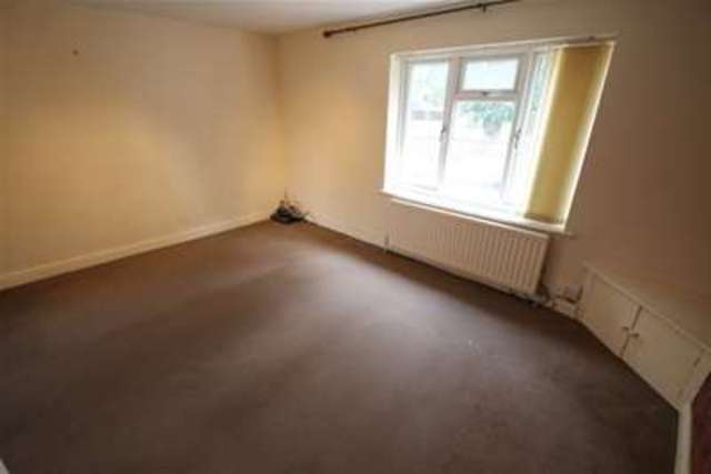  Image of 1 bedroom Flat to rent in Church Street Stone ST15 at Stone, ST15 8BX