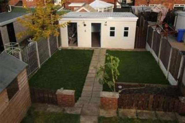  Image of 3 bedroom Detached house to rent in Churchdale Road Sheffield S12 at Sheffield, S12 4XX