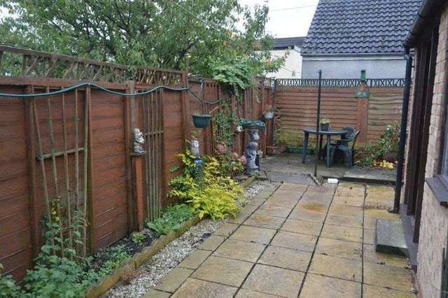  Image of 2 bedroom Detached house for sale in Cocketts Lane Hibaldstow Brigg DN20 at Cocketts Lane  Hibaldstow, DN20 9NQ