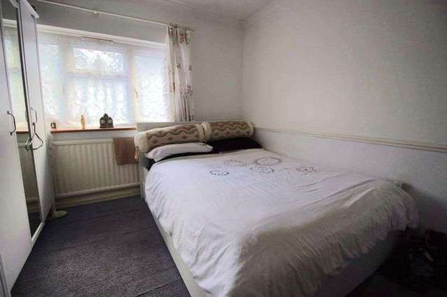  Image of 4 bedroom Terraced house for sale in Collins Meadow Harlow CM19 at Collins Meadow  Harlow, CM19 4EP