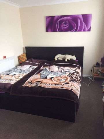  Image of 2 bedroom Property to rent in Copperfield Chigwell IG7 at Copperfield  Chigwell, IG7 5NW