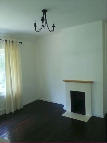  Image of 3 bedroom Semi-Detached house to rent in Copse View Selsdon South Croydon CR2 at Copse View  South Croydon, CR2 8HH