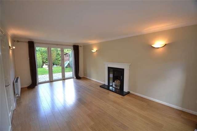  Image of 5 bedroom Detached house to rent in Cornwall Close Warfield Bracknell RG42 at Warfield Berkshire Newell Green, RG42 3UH