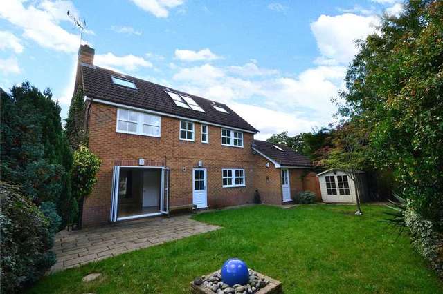  Image of 5 bedroom Detached house to rent in Cornwall Close Warfield Bracknell RG42 at Warfield Berkshire Newell Green, RG42 3UH